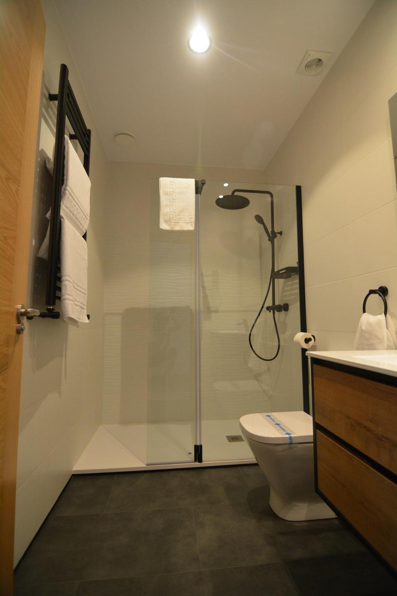 Apartamentos Fuente La Pipa Avín Kültér fotó