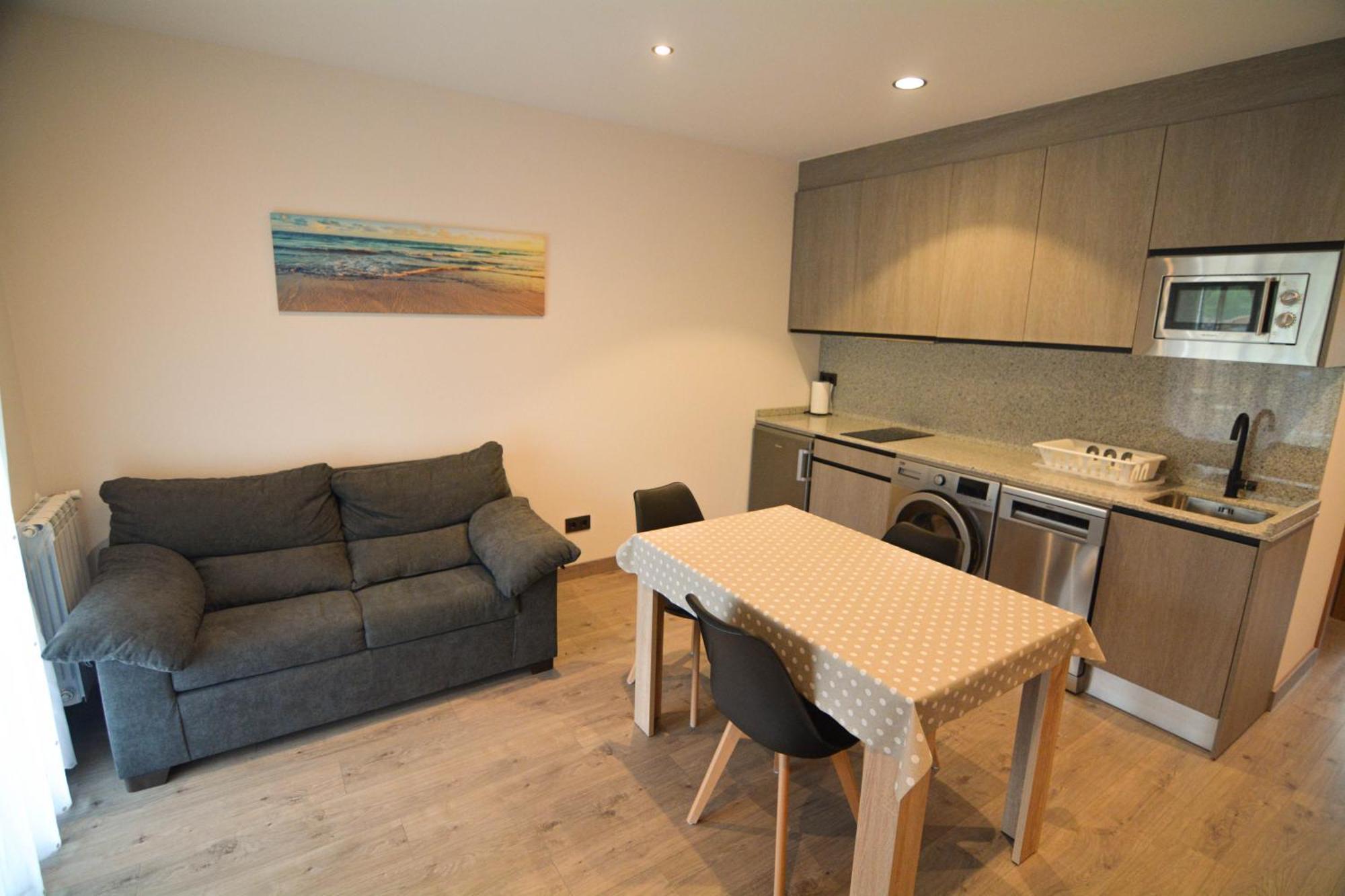 Apartamentos Fuente La Pipa Avín Kültér fotó